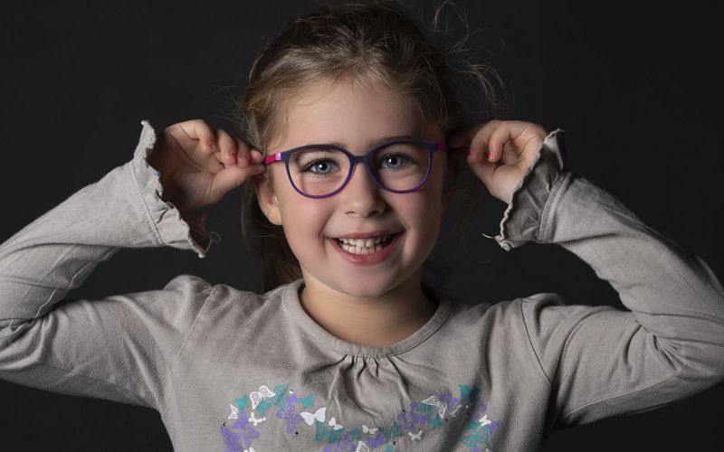 ao-kinderbrillen-kunden-05714ab49f-d2dd-5cc2-60ff-d44d521f666d0D728591-624C-9C16-97A2-E95D5E689B1C.jpg